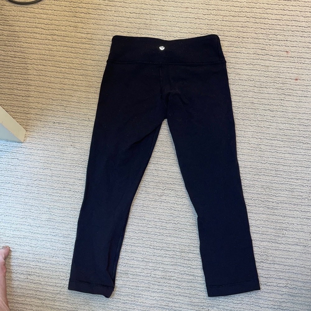 cropped wunder under old fabric